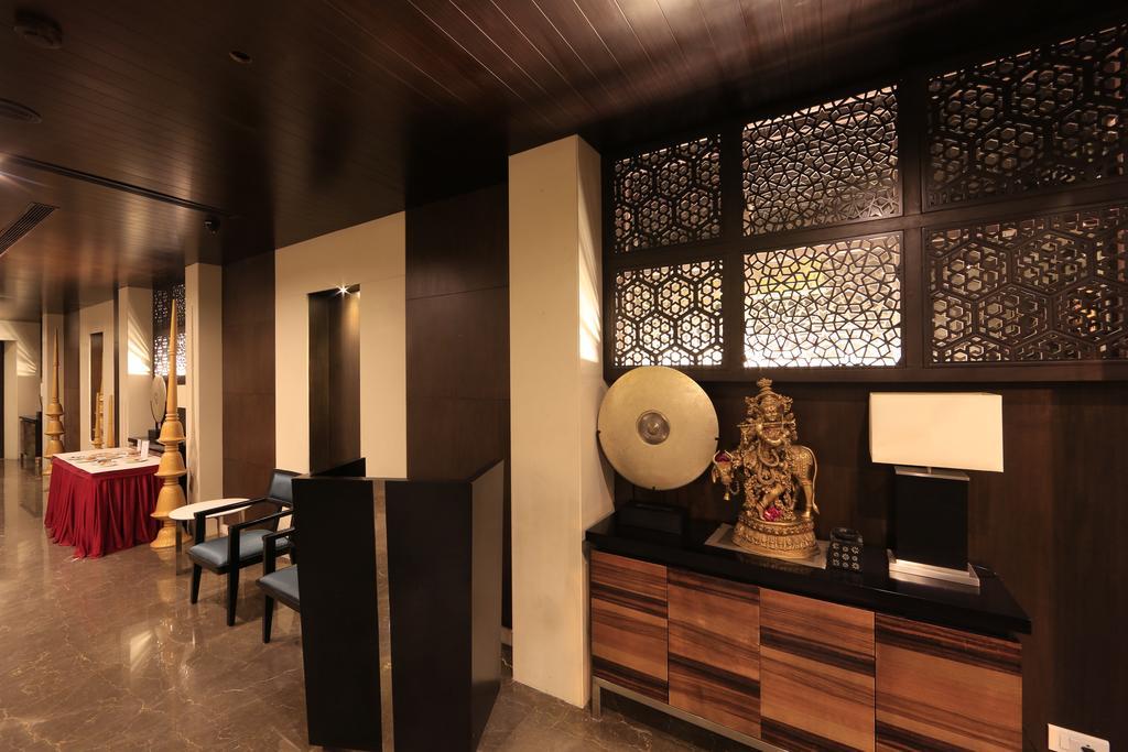 Hotel Regalia Tirupati Luaran gambar
