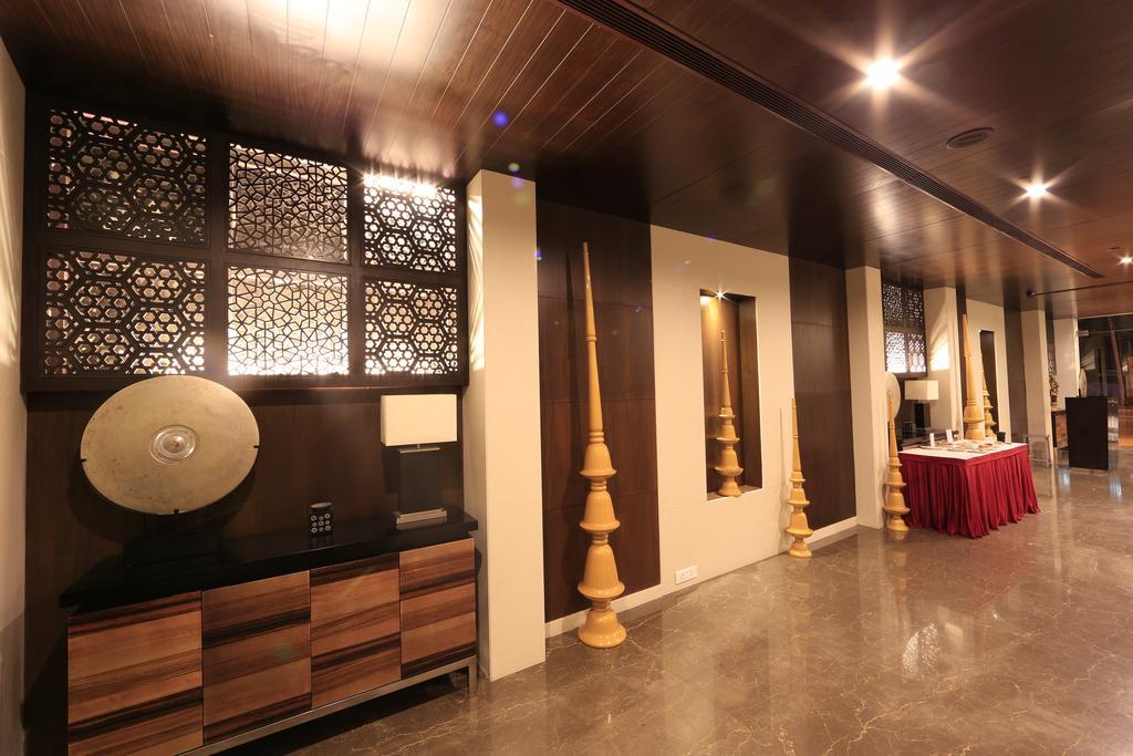 Hotel Regalia Tirupati Luaran gambar